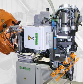 德派热熔直钻高速装配系统 引领拧紧技术新纪元